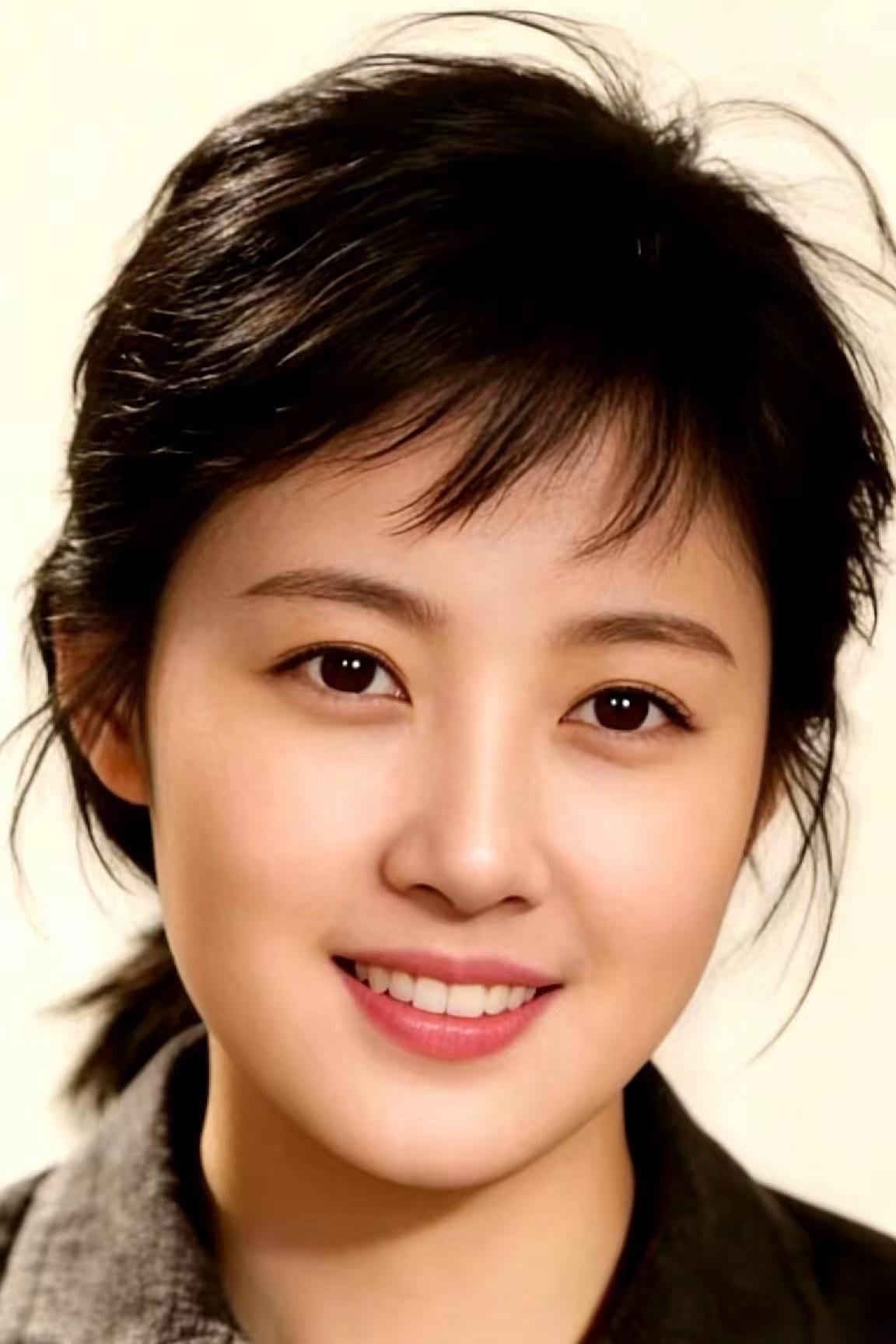 父母不在了，所谓的“娘家”，其实就变成了“哥家”或“弟家”。这话，有点凉薄，但