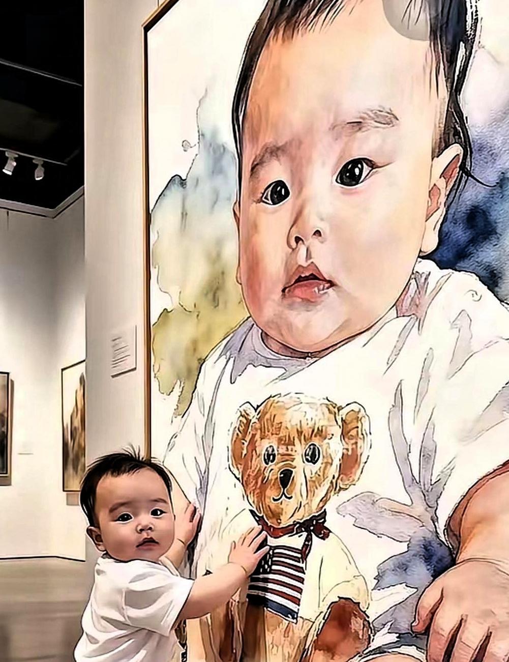 半岁宝宝办私人画展，马筱梅这波操作，网友吵翻了谁能想到，才半岁的小婴儿，就