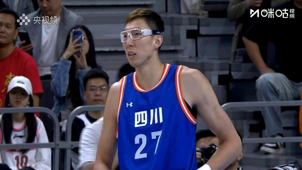 结果一出，CBA圈直接炸锅！周琦代表四川男篮打6场，场均仅24分钟砍25.8