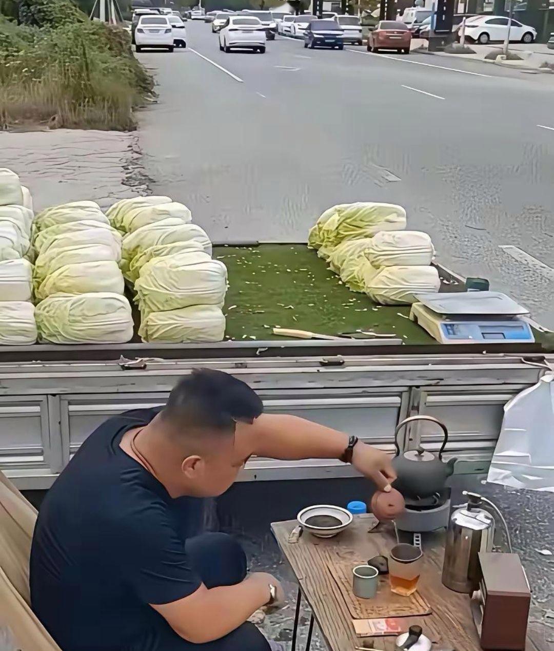 这大哥以前绝对不一般