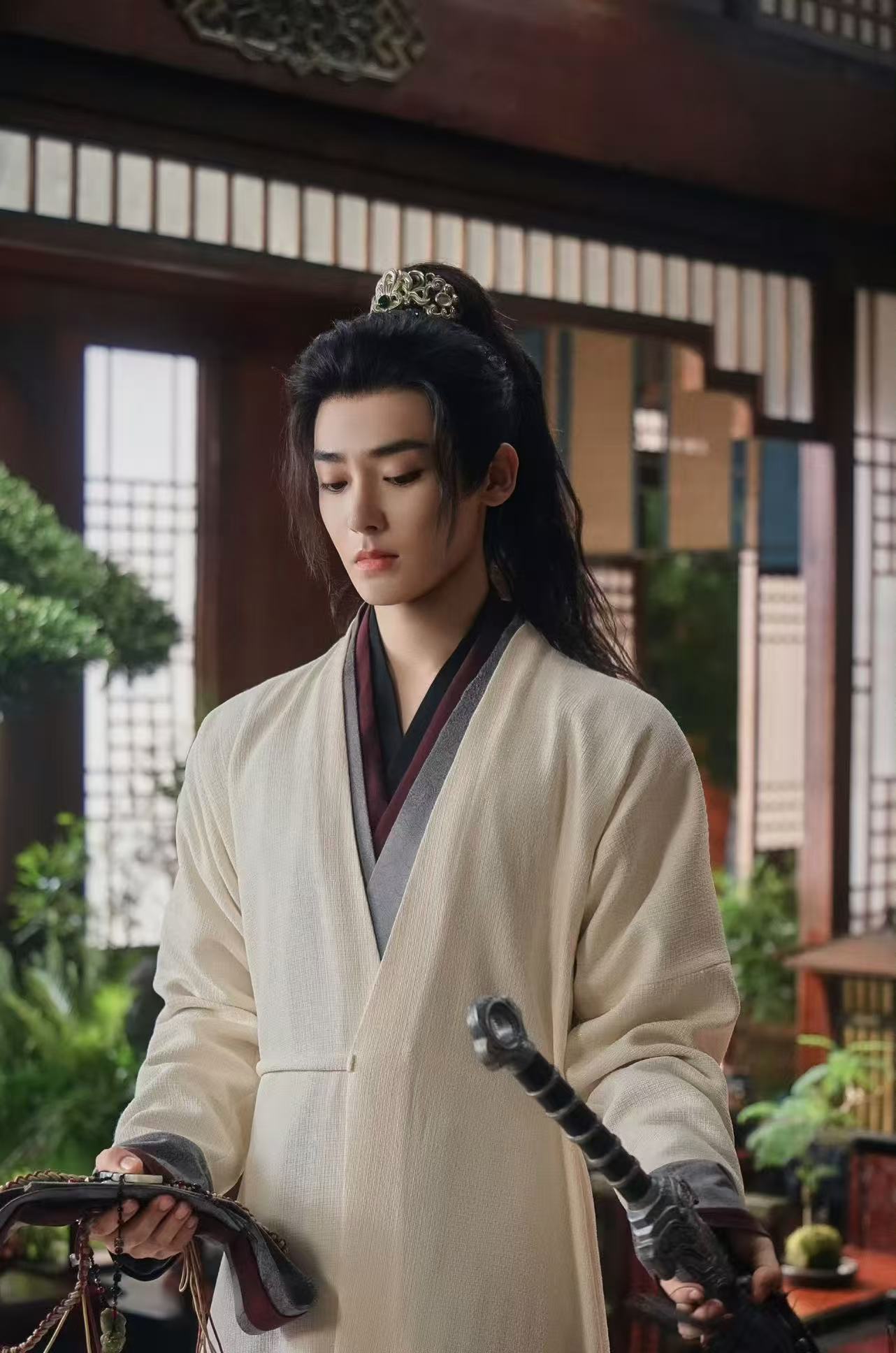 侯明昊萧无衣这一生算尽所有，唯独没算过会栽在女主手里，真雀骨唯爱