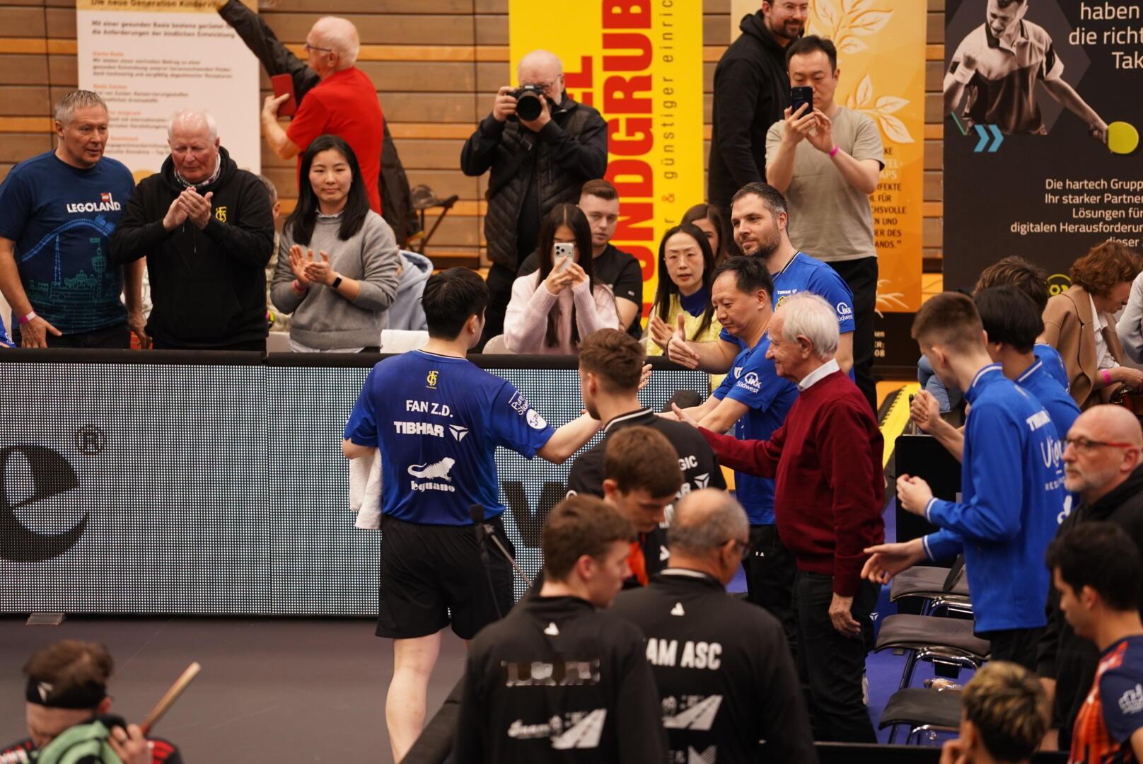 运动员最后拼的还是人品与实力，樊振东就是最好的例证。