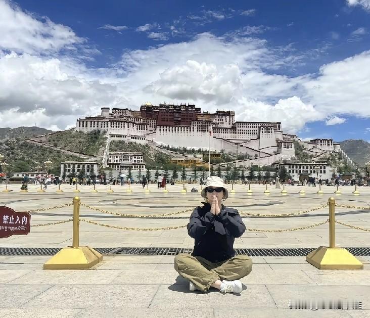 如果老师很重要，他们就应该得到很高的尊重。如果老师不重要，他们就不需要有很大的