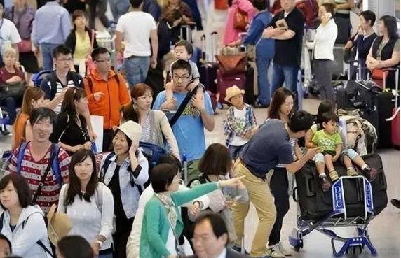 别猜了，中日现在暂时还打不起来，两个最关键的信号，绝大多数人都没看明白。 第