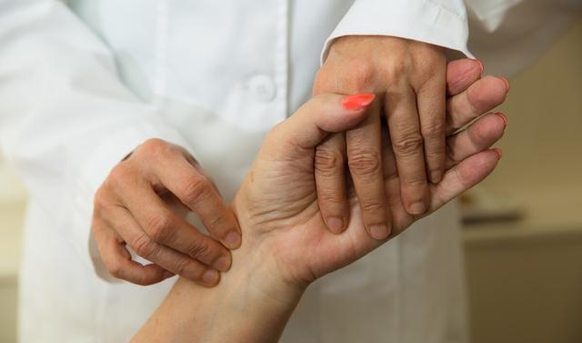 清代名医张锡纯留下来一张方子，疏肝比逍遥丸强百倍，真正做到了肝脾同调。现在很