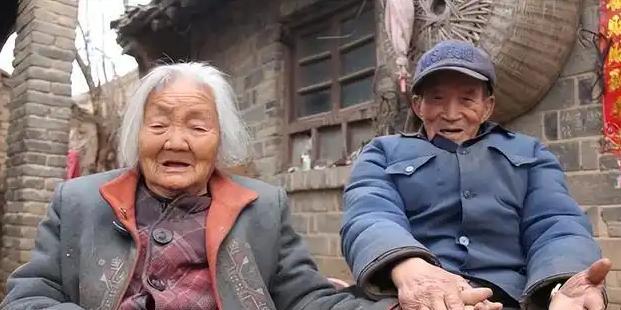 假如儿子儿媳妇不孝顺，千万不要生气，做好这6点就够了！6、不与他们发生正面冲突