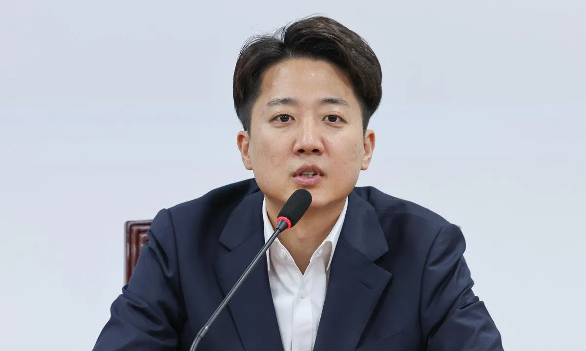 80后总统梦碎！李俊锡要下台了？韩国政坛炸锅了！那个曾经