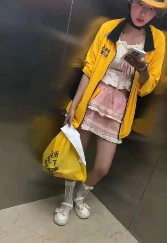 现在外卖都这么卷了吗？