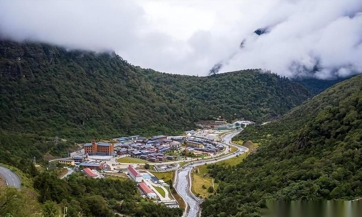 印度最近在边境闹得凶，嘴上喊着捍卫领土，背地里却整夜焦虑，核心原因只有一个：中国