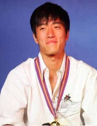 2004年雅典奥运，刘翔一战封神拿下110米栏金牌，成了全中国的骄傲。上海有家开