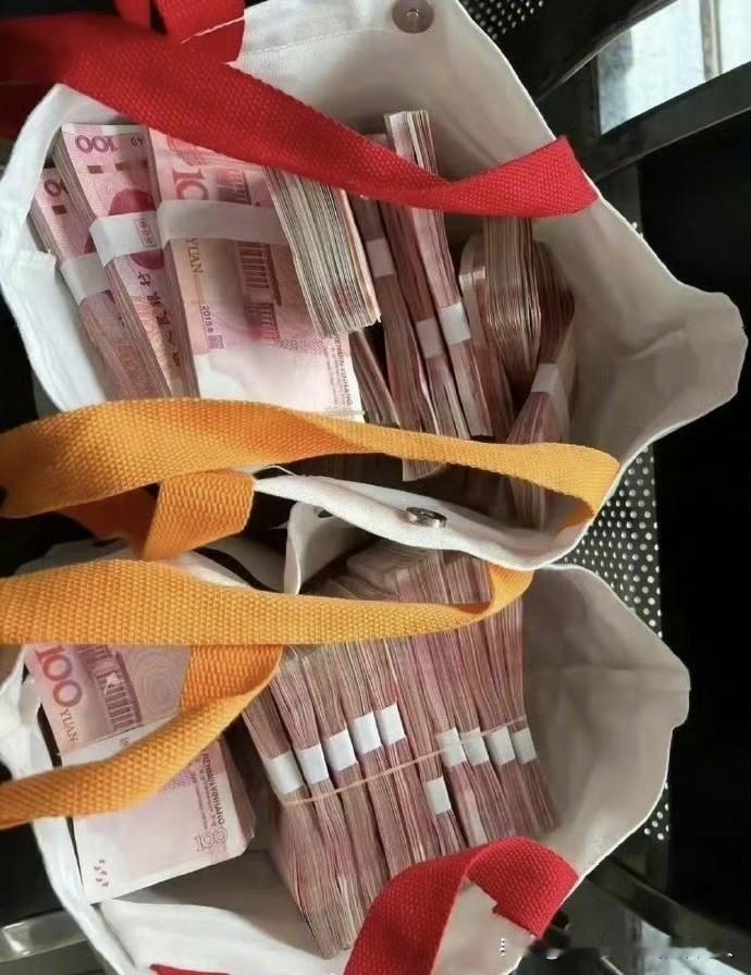 奉劝大家一句​如果你现在有60万现金，千万不要想着去做什么投资，例如开个店，买