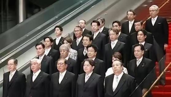 俄专家警告日本：只要中国依旧不与日本对话，对日本实施物资进出口管控，用不了多久日