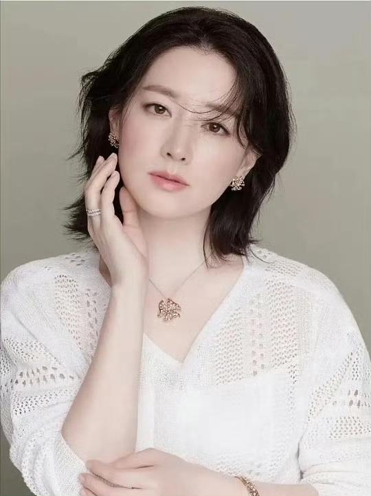 姐妹魅力打造秘籍分享㊙️㊙️㊙️每个女人的样貌体现一个人的生活状态和质感。你