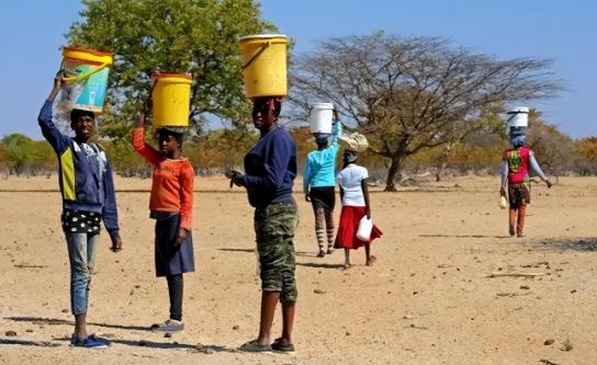 非洲真的很缺水吗？其实“懒”才是他们穷的根本原因。有数据显示，非洲地下水储量是地