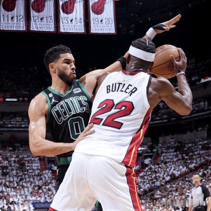 历史仅4支球队0-3落后拖入抢七，火箭目前2-3落后湖人4月30日消息，NB