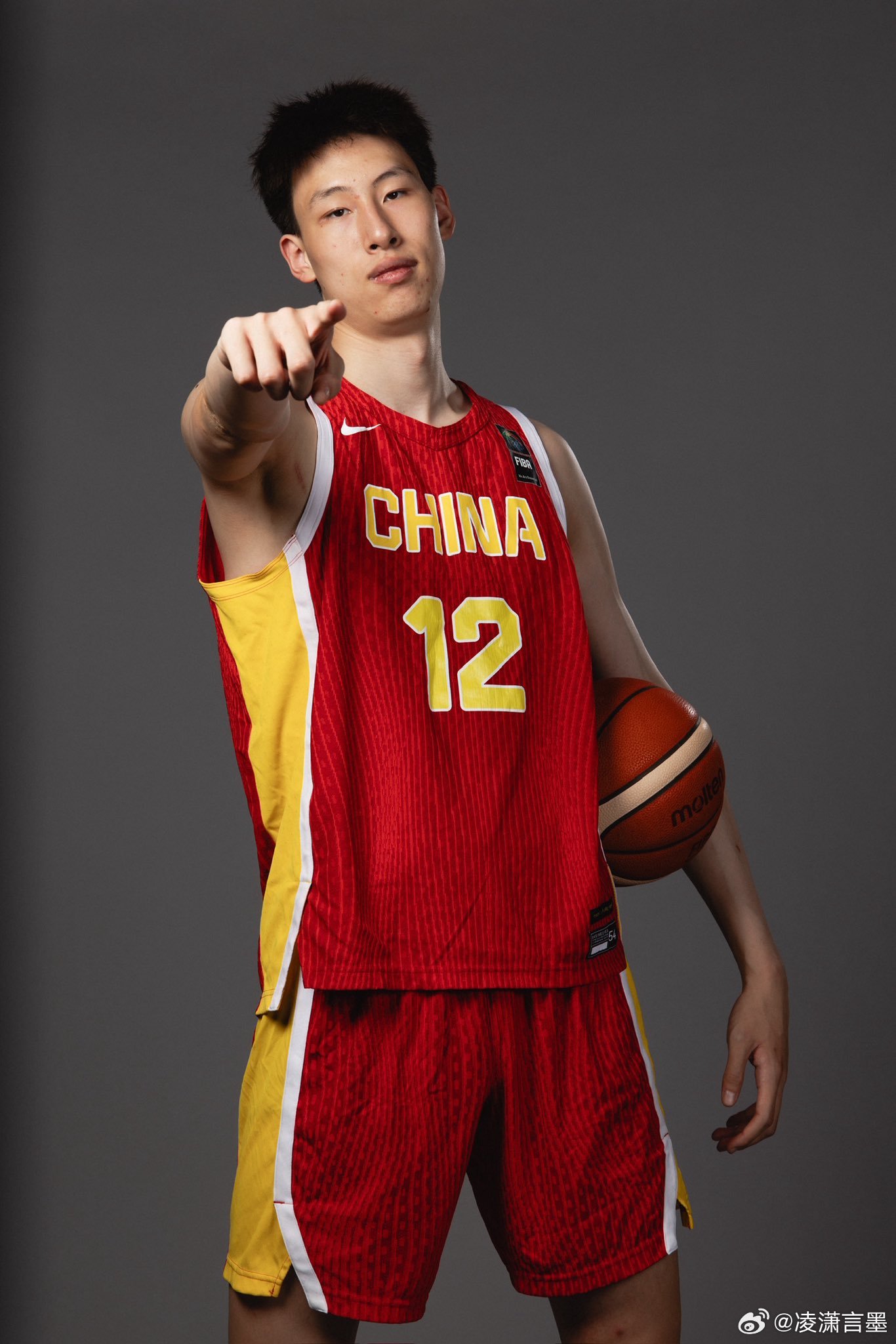 恭喜我们的郇斯楠入选2026耐克篮球峰会世界队！今年将由SoutheastEl