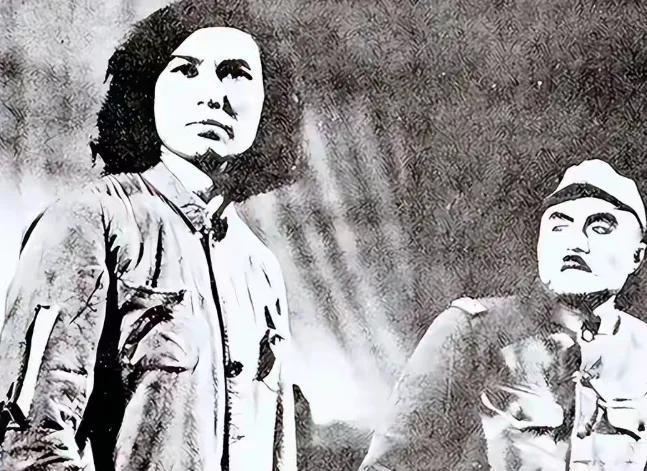 1936年7月27日，哈尔滨警务厅档案室，一份法医报告把经办人吓得手一抖：乳头焦