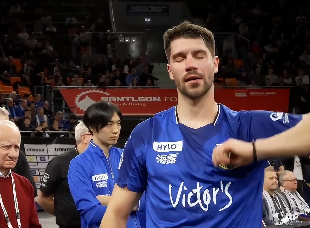 哎，弗朗西斯卡一点也不冷静呀。2:3输了。东哥又得打一场了。德国杯决赛，