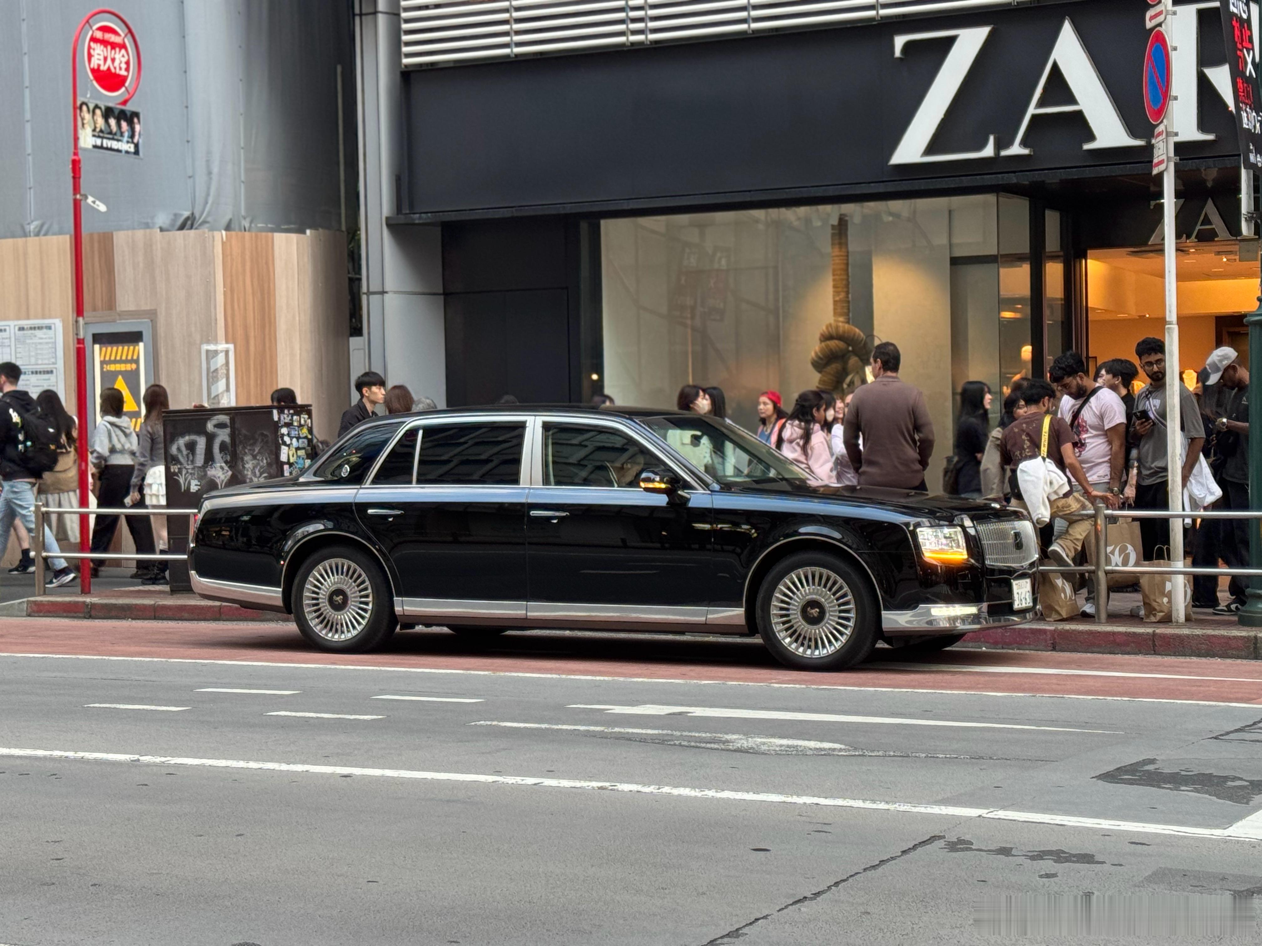 找了很多天，一直没问到丰田世极在日本是放在哪里销售的？查半天也没看到经销商。问了