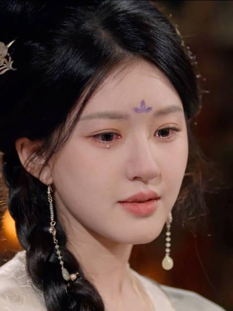 我有种预感赵露思可能真的要被资本“封杀”了！主要原因是踩了这两个坑，糊涂
