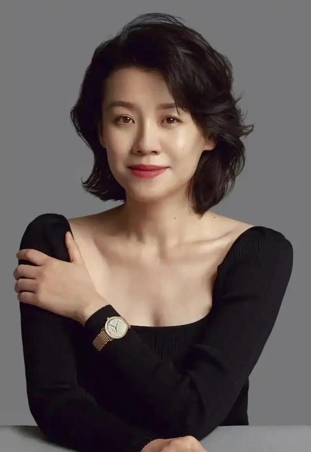 演员刘琳说：“前几年的时候，我没有戏可演，我觉得我在家里就像一头困兽一样，疯了都