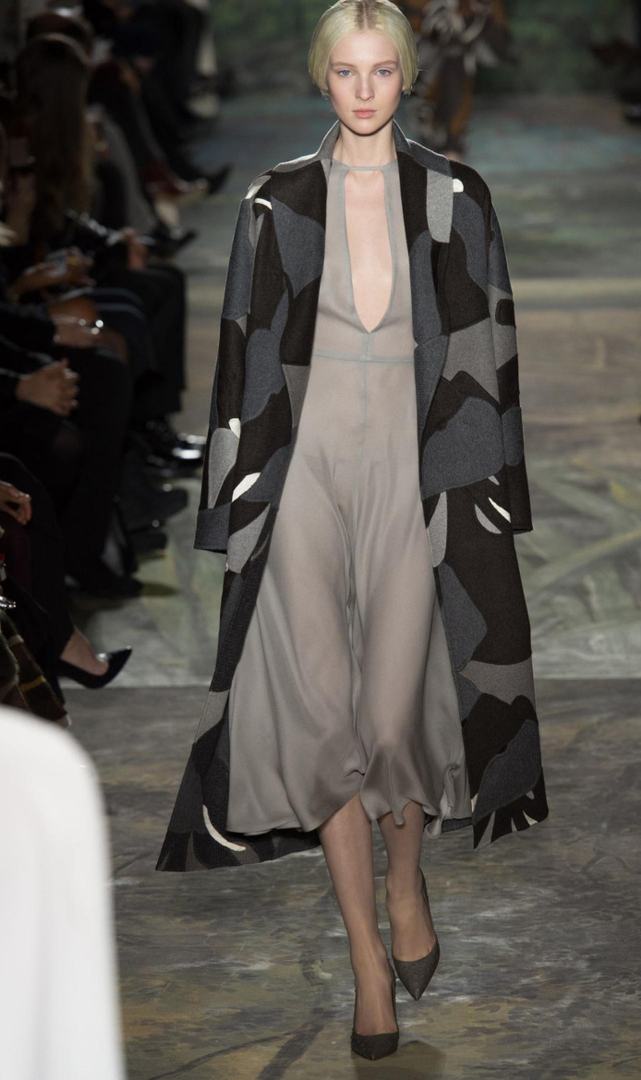 Valentino2014春夏高定系列，给普通人的穿搭美学带来超多温柔高级的借