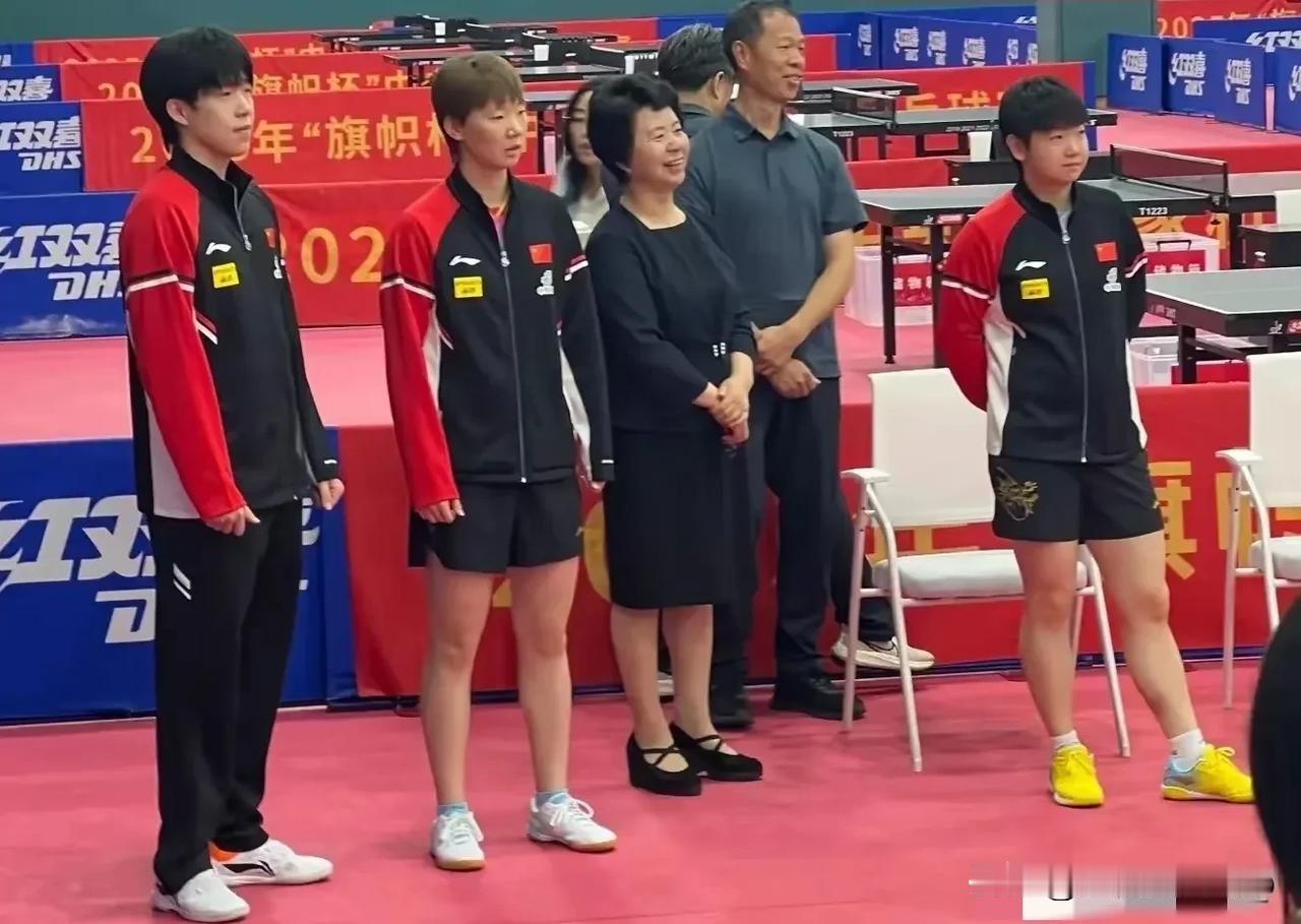 不要只听王励勤怎么说，更要看他怎么做！从这个角度看，我们都错怪他了。开始时强调