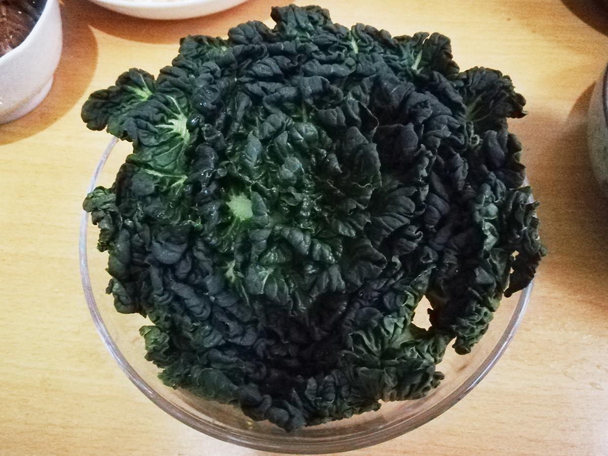 北方人都没见过的青菜, 冬天才有, 便宜好处太多 做法: 1,乌塌菜洗净