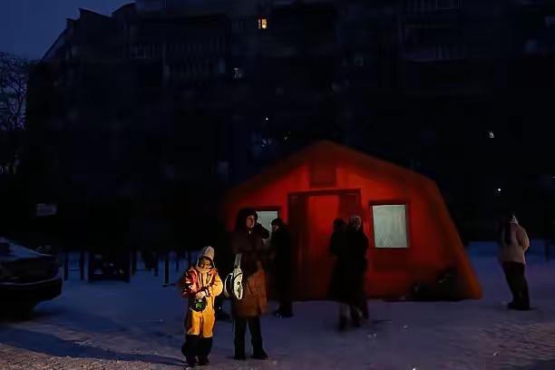 俄的良心不会痛吗，乌克兰强烈谴责俄罗斯，因为俄军在乌克兰“只有零下15度”的时候