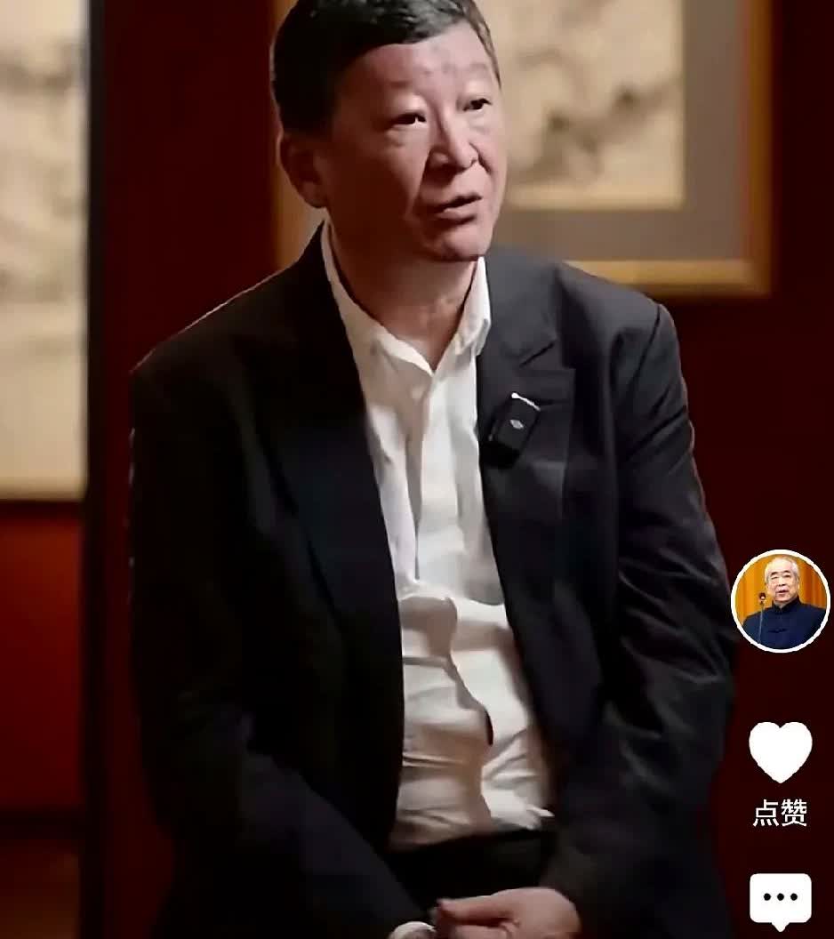 这是范曾的继子范一夫，范曾艺术品有限公司就是他在经营。范一夫是范曾第三任