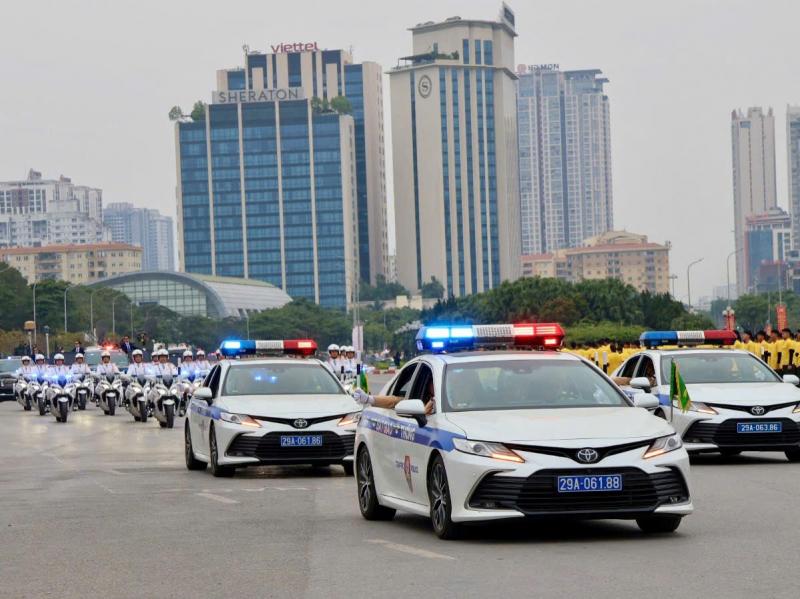 越南河内加强预演和彩排交通，保障十四大胜利召开1月6日上午，首都交警力量同步出