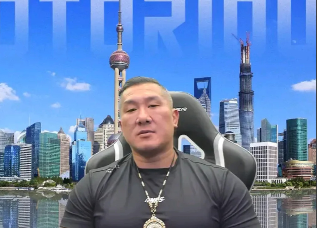 馆长放下屠刀就成佛，黄智贤一次错就是恶？难道这就是当今世界的“双标”吗？为什么回