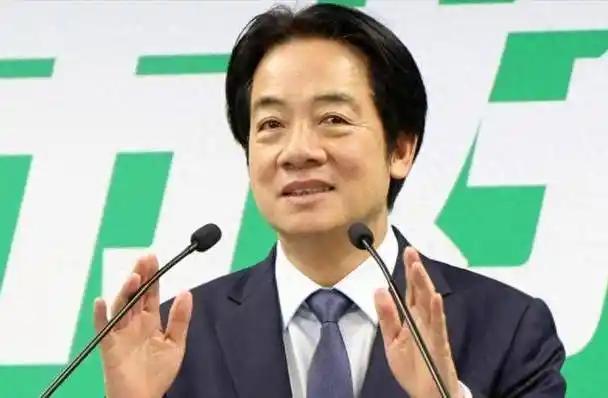就在刚刚，台“行政院”发表声明，8月7日，针对特朗普于6日签署总统公告：