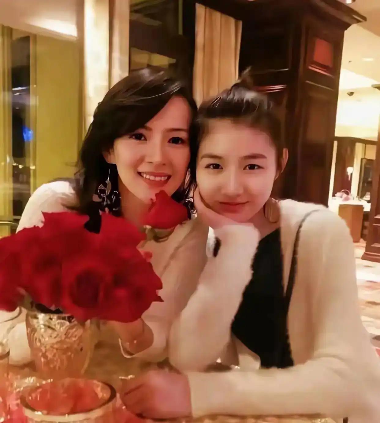 汪峰和葛荟婕都沉默了！小苹果18岁生日时，汪峰和葛荟婕没有祝福，章子怡却说了祝