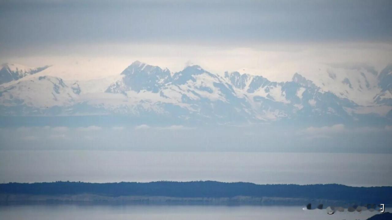 美财长:中国有意参与在阿拉斯加建造天然气管道的项目美国财政部长斯科特·贝森特