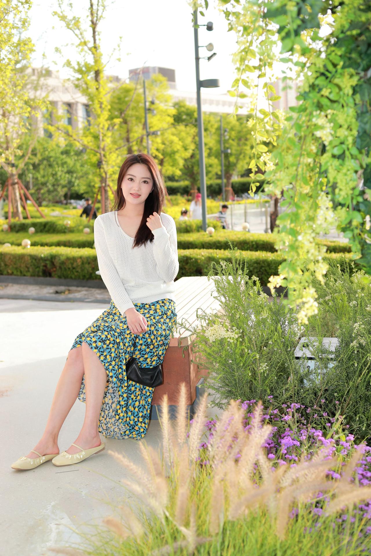 人像摄影约拍跟拍夏日花园浪漫风万象城回响之洲我镜头里的美女原创原图直出照片