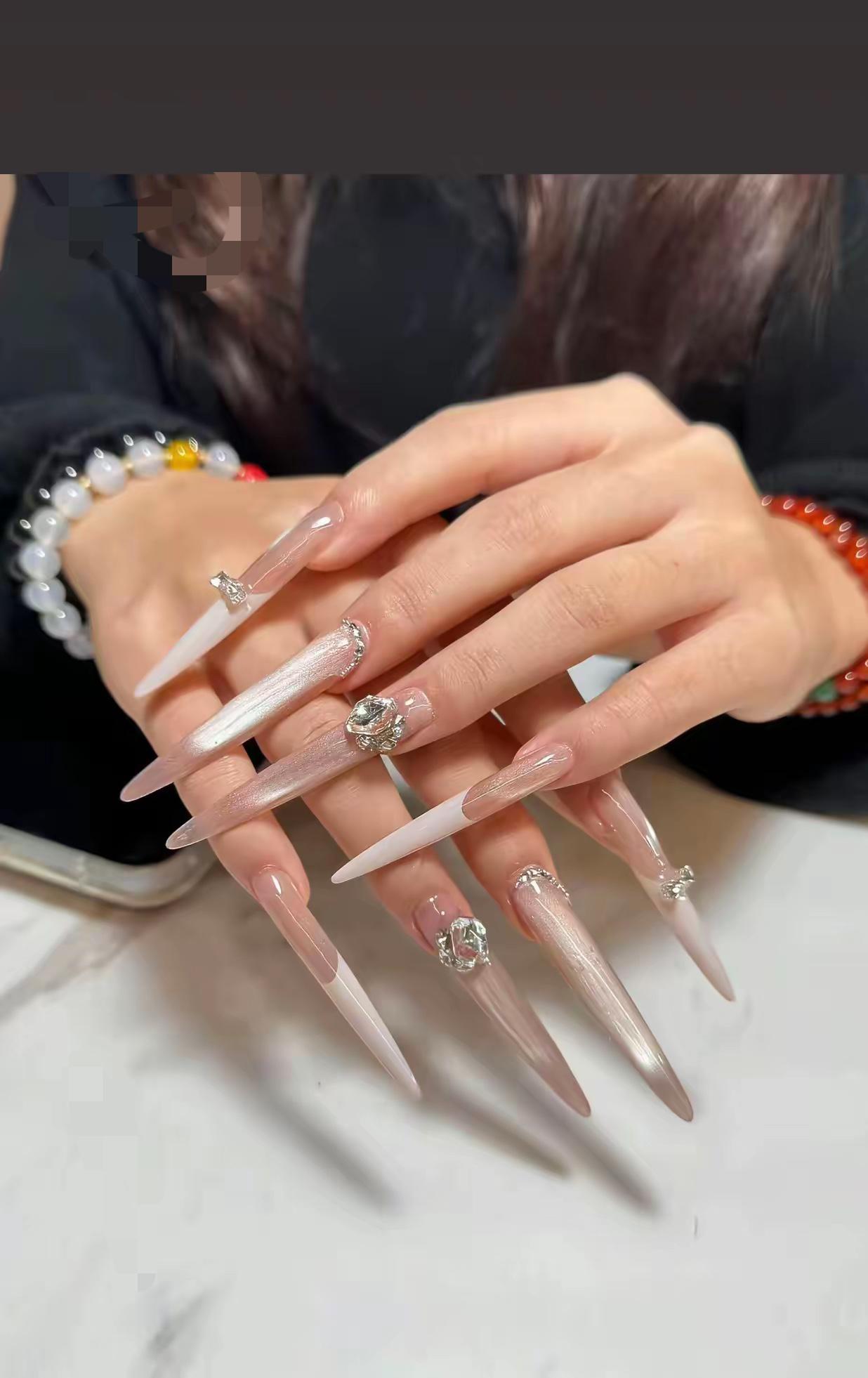 儿子儿媳安安静静离了婚，财产分得清清楚楚，最后难题丢给了我上礼拜，儿子和儿媳