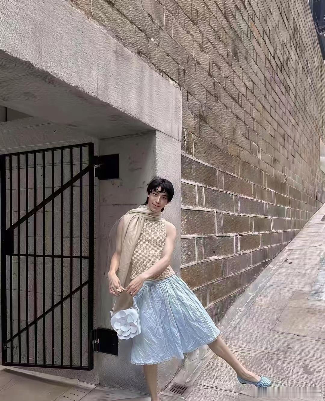 伊能静的儿子，这是走了向佐的赛道