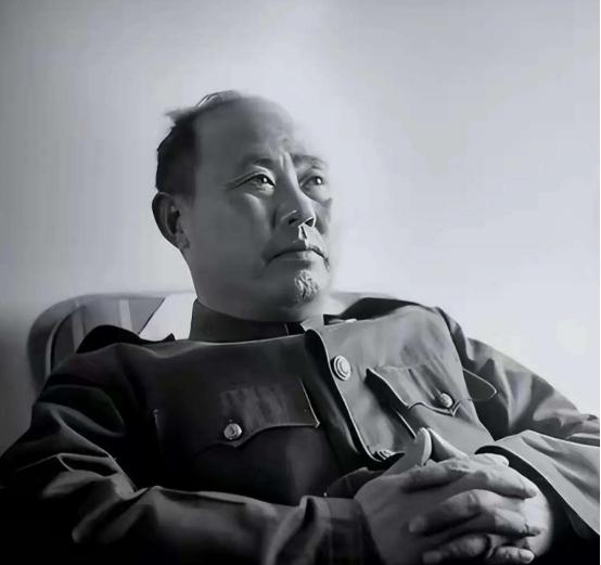 1949年北平特务集体起义，打开金库后，连解放军都惊呆了！牵头这场起义的不是别人