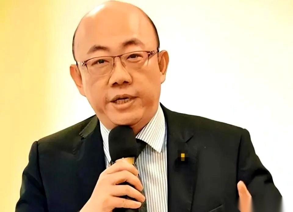 有时候看新闻，真觉得这世界挺魔幻的。美国人搞出来的F-35，都造了一千多架了，