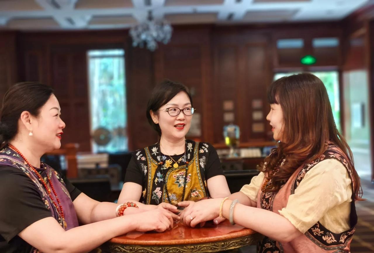 我认为50岁女人可以退休可以没工作但不能没工作室我的心愿是我彻底退出职场的