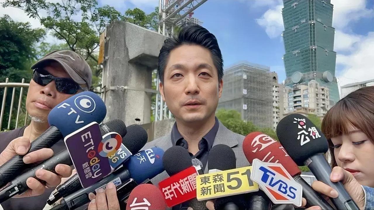 台北市长蒋万安被问到对国民党主席郑丽文祭拜吴石怎么看时说：“我觉得台湾人应当去祭