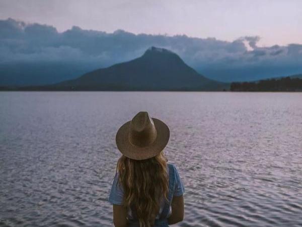 一位资深性学家说：“正常的女人，只要身体正常，心理正常，肯定是需要男人的。