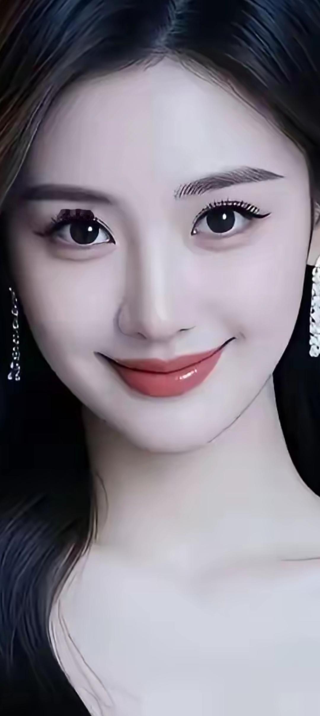 甜美笑容，温柔可人，少女心满满！😊✨