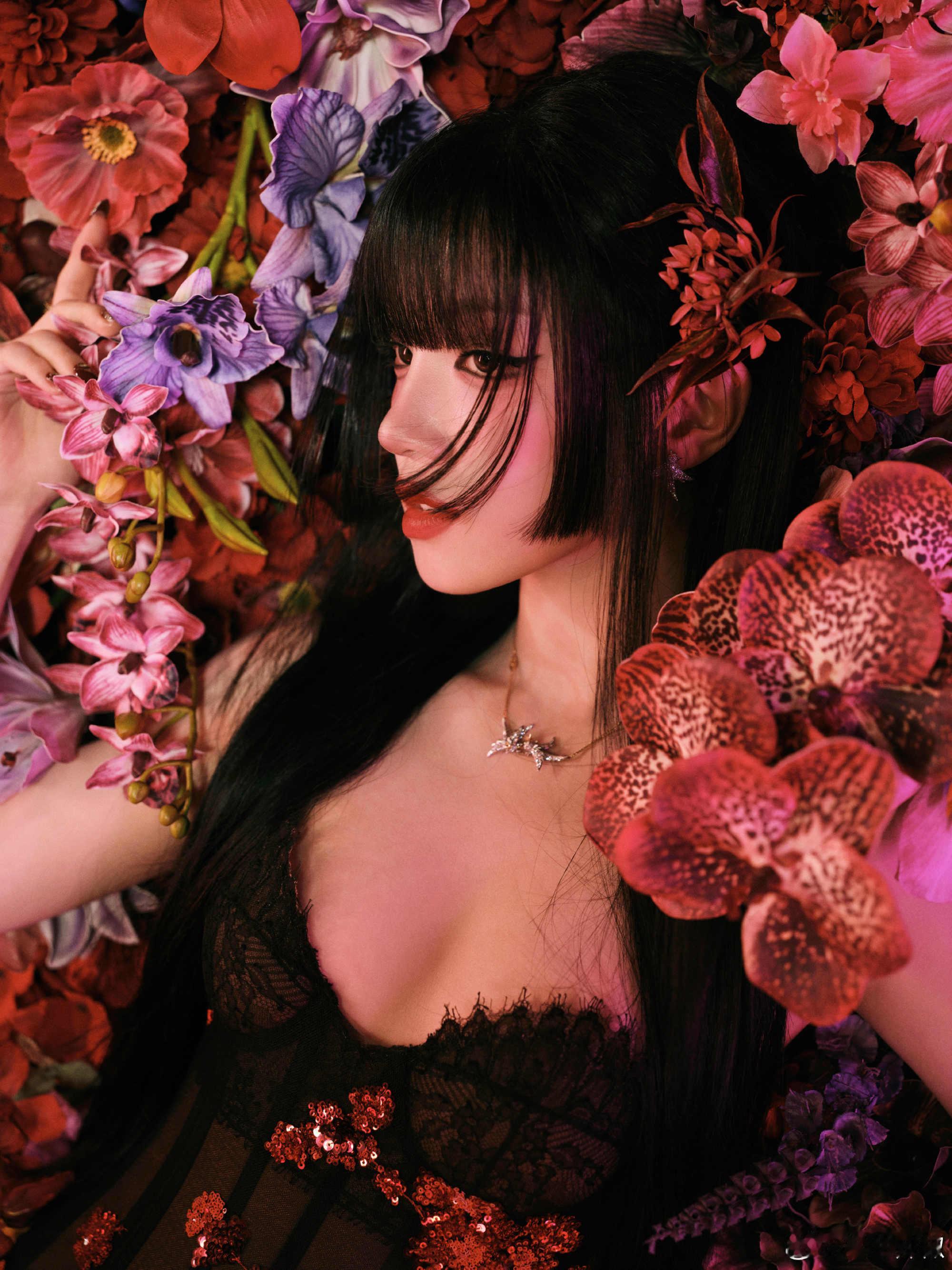 最适合华丽妆造的女爱豆宋雨琦VOGUE时尚之力盛会🌺