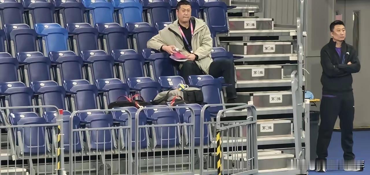 女子排超联赛四强已出！四支队伍分别是：上海女排，江苏女排，山东女排和天津女排！