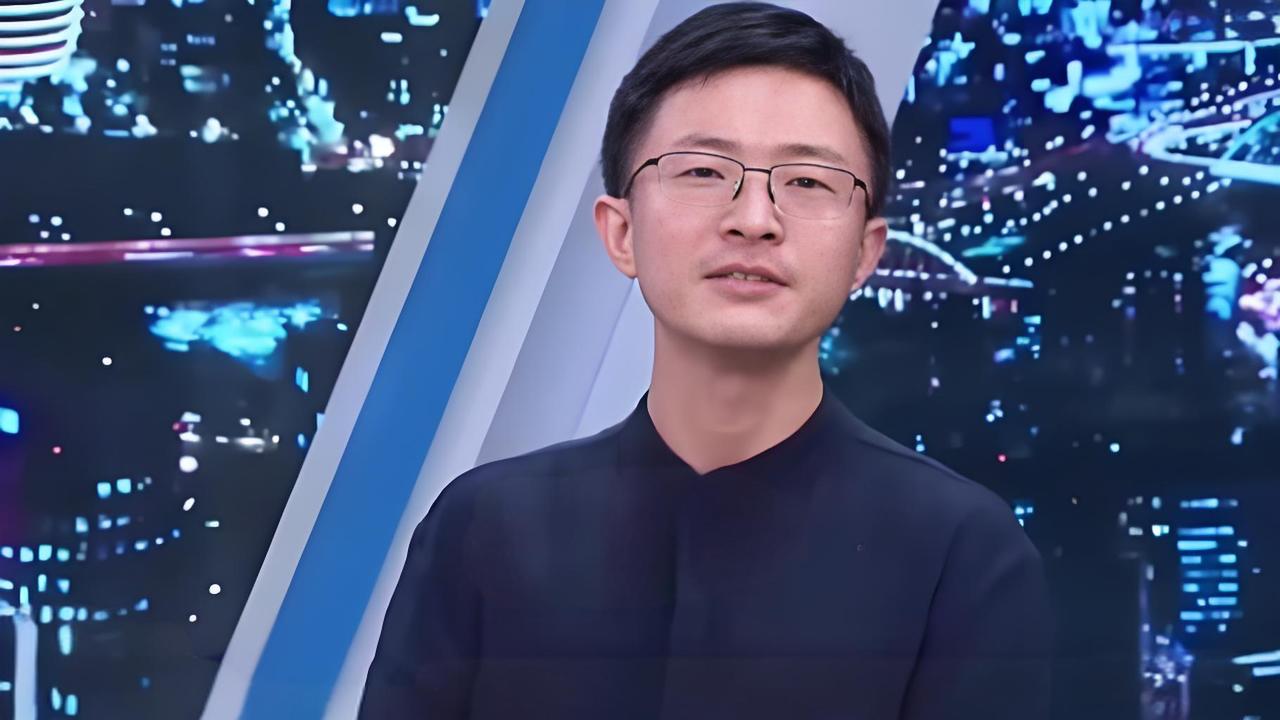 侯汉廷鞠躬道歉，郭智辉得寸进尺：不撤告。日前侯汉廷爆料，在美国宣布对台关税的当