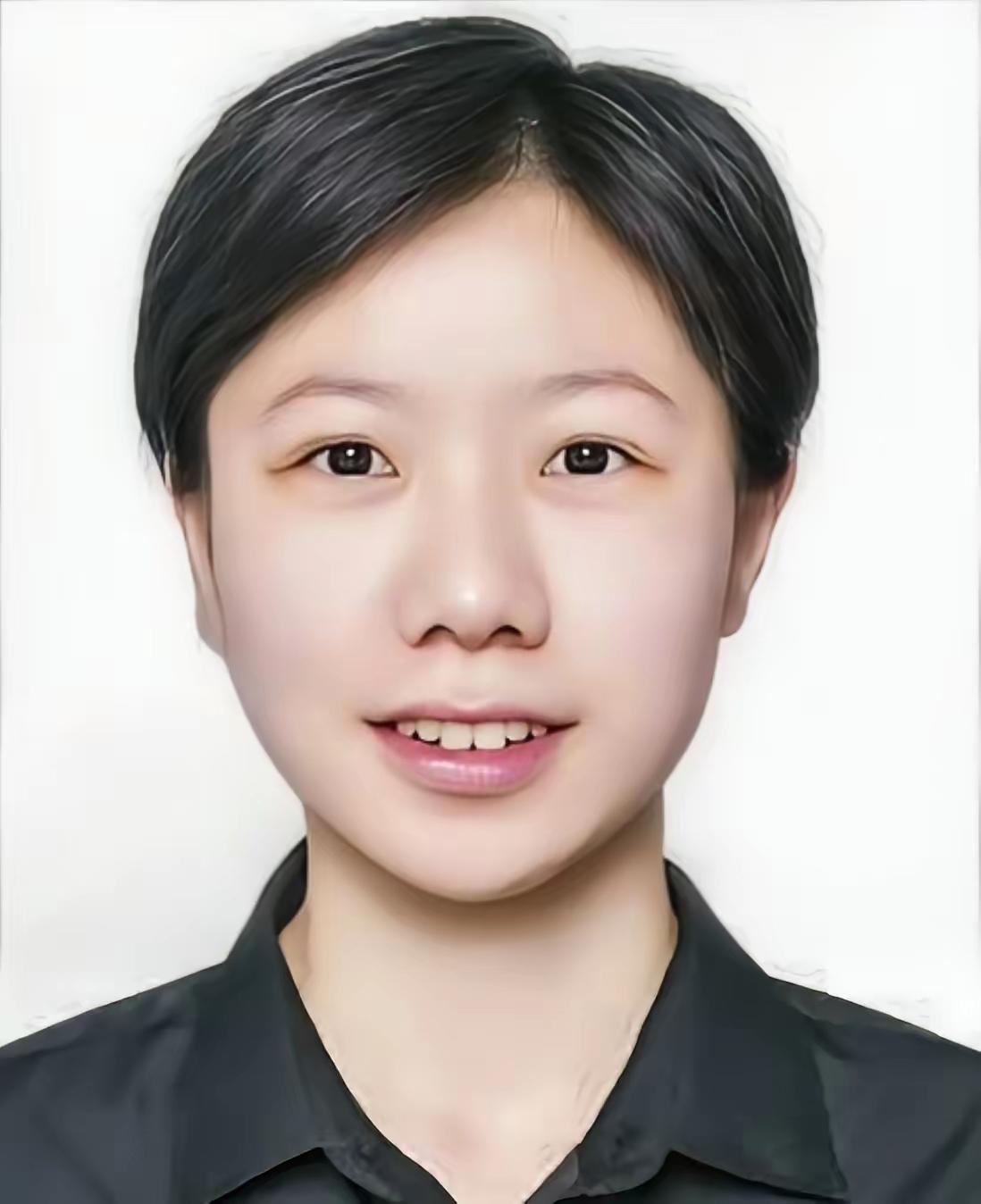 🌛1994年，太原公厕旁，58岁的拾荒老人高占仙，捡到了一个左臂残疾、被遗