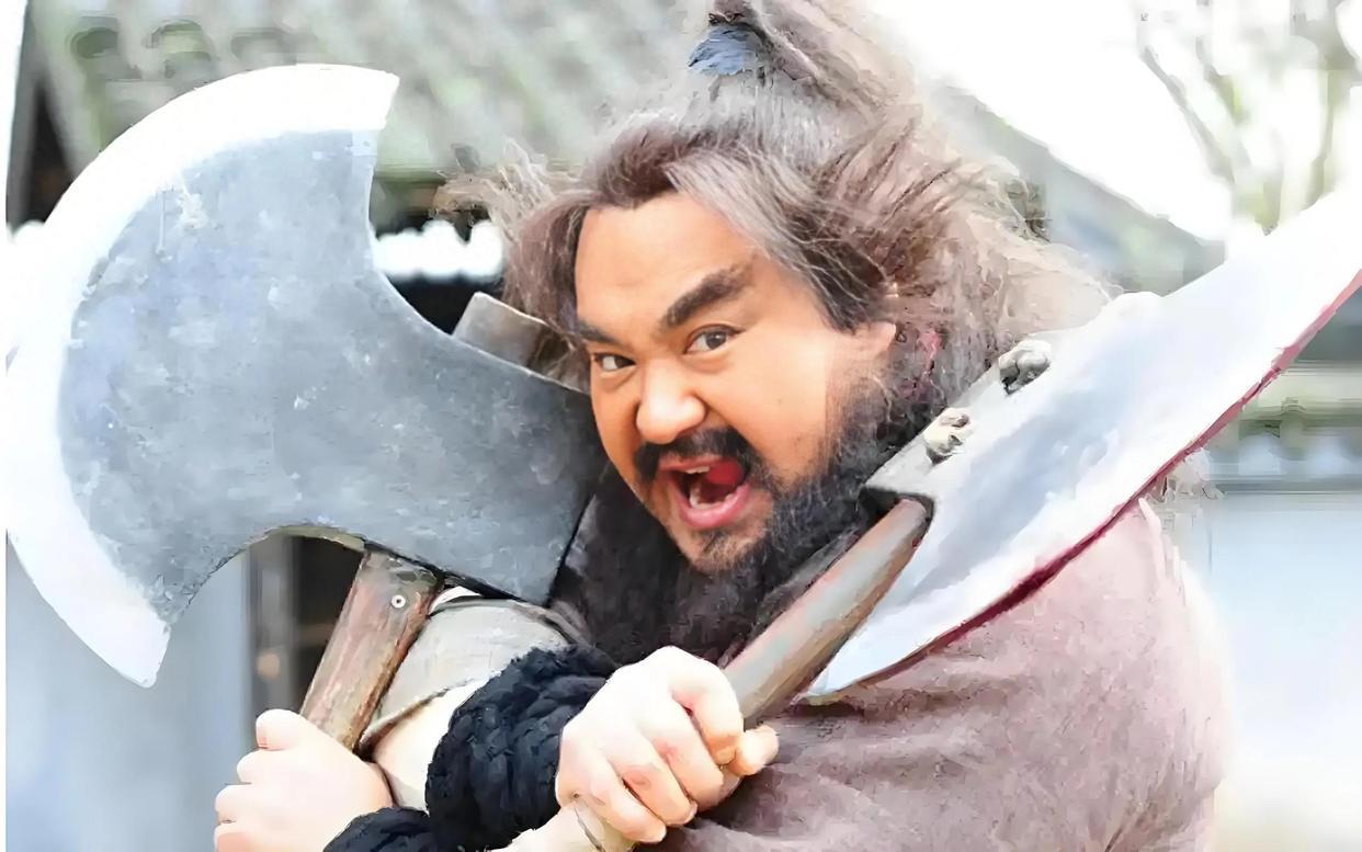 李逵不敢招惹的3位好汉一、扈三娘扈三娘是扈家庄扈太的女儿，被父亲扈太公许配