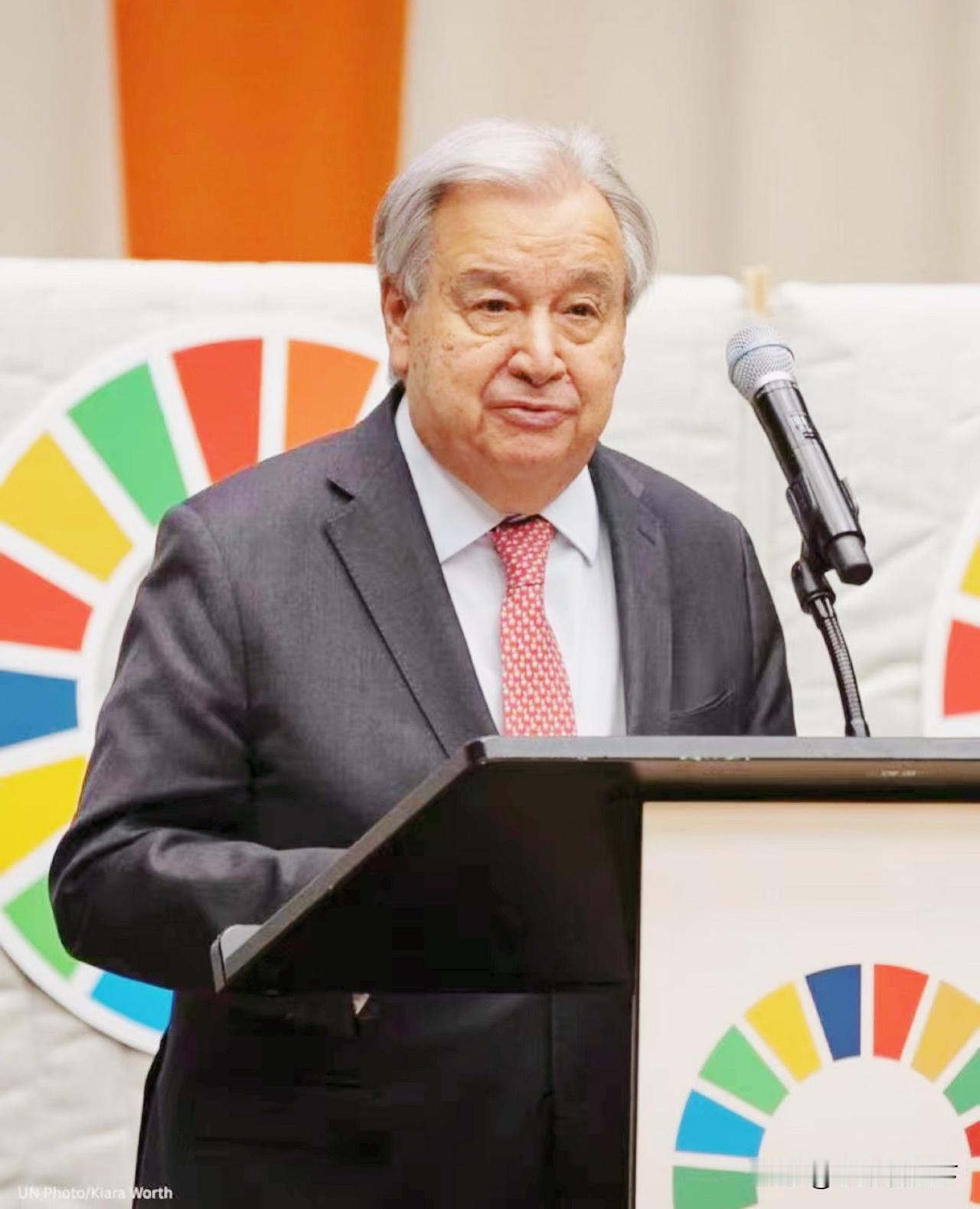 就差跪下了。联合国秘书长古特雷斯：全球人道救援资金已经见底，3.64亿人